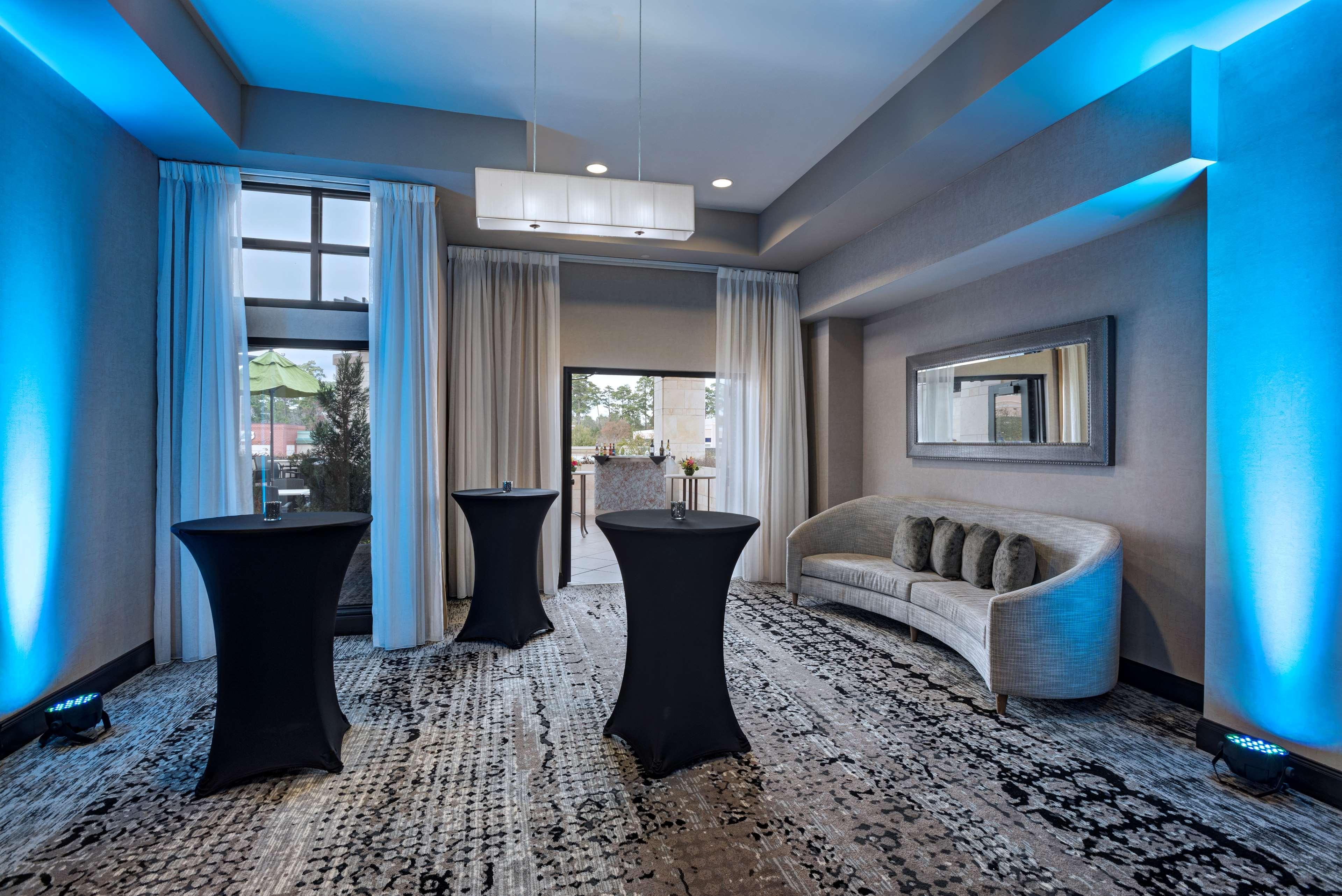 Отель Hyatt Centric Зе-Вудлендс Экстерьер фото