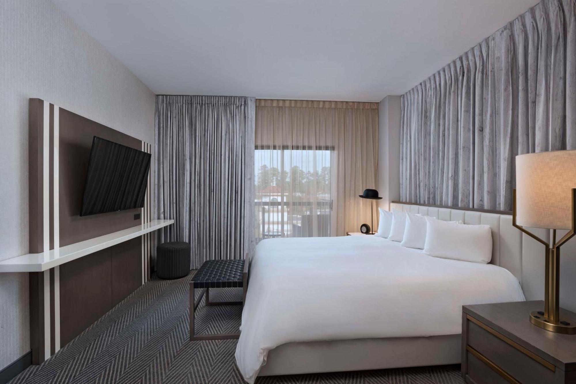 Отель Hyatt Centric Зе-Вудлендс Экстерьер фото